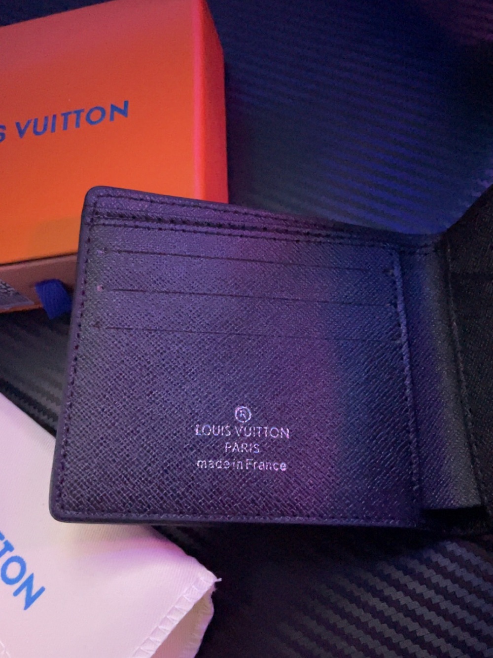 Louis Vuitton Black Monogram Embossed Leather Card & Key Holder - Picture 4 of 6